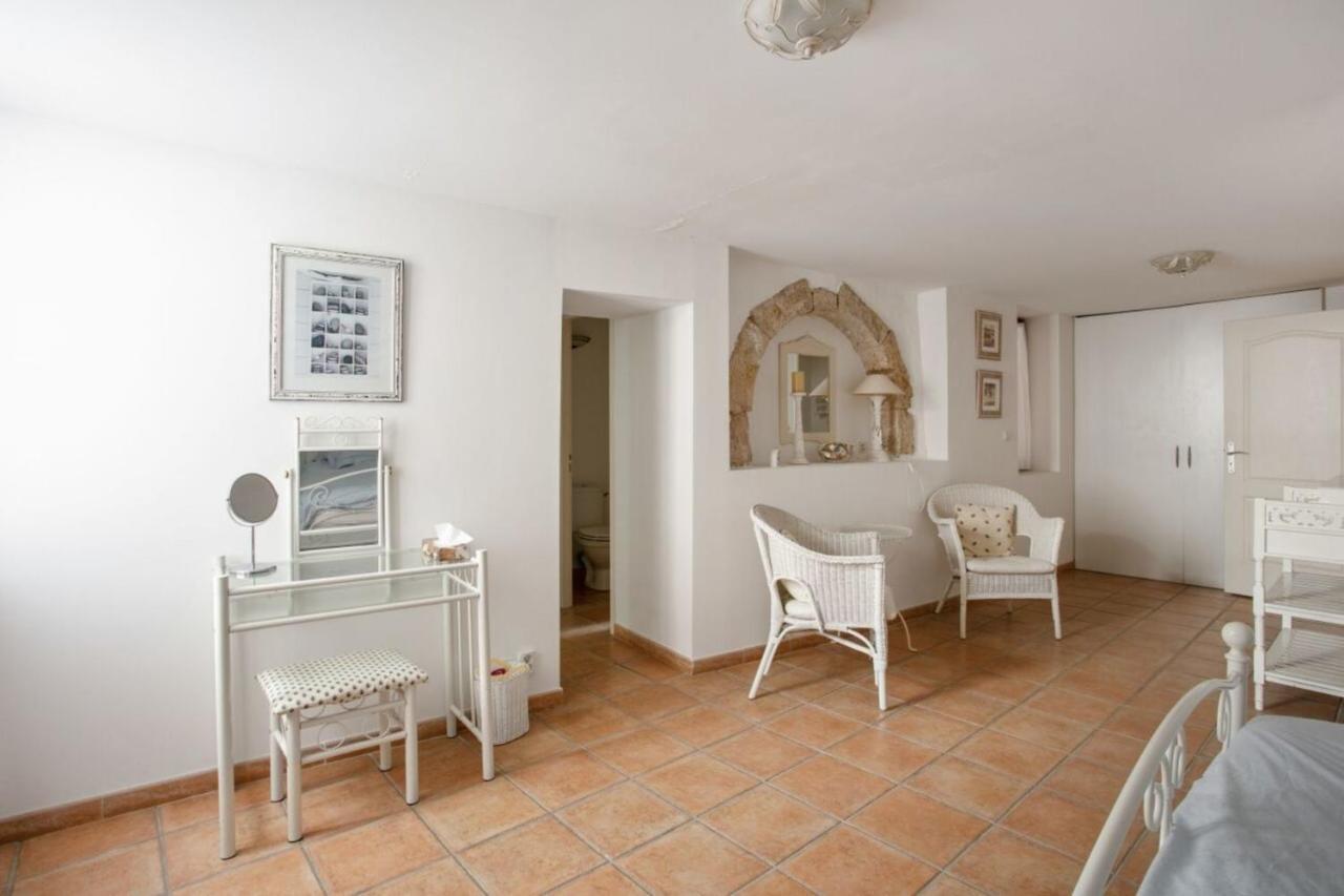 Charming And Quaint 2-Bed House In Marseillan Marseillan (Herault) Exterior foto
